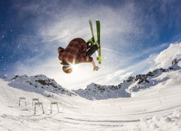 中国体彩|DOTA2 TI6战队名单全面揭晓，全球精英战队汇聚西雅图巅峰对决