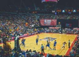 中国体育彩票_雷霆豪取15连胜逼近纪录，谁能终结他们的不败金身？