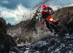 中国体彩网：罗伊斯-奥尼尔三分连珠定乾坤，太阳末节狂飙迫近比分至三分之差